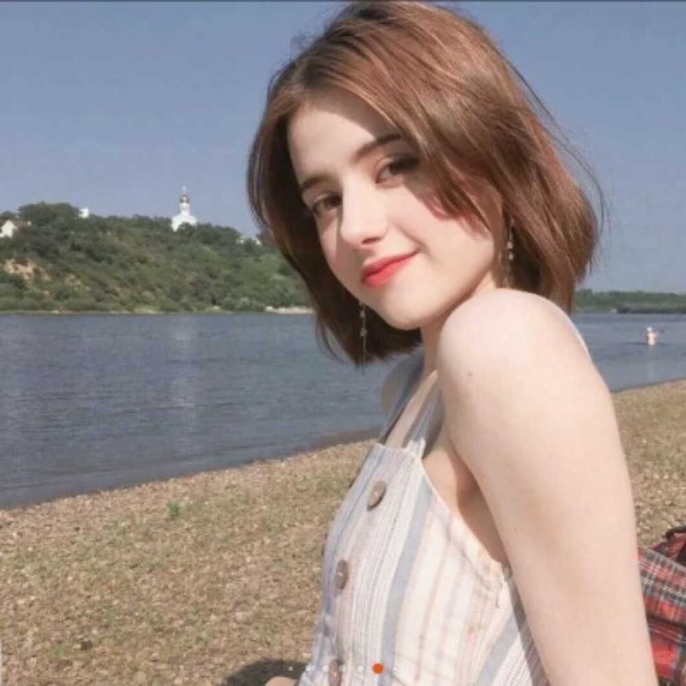 Meet your Posher, June